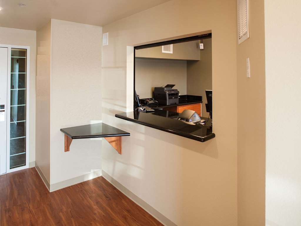 Woodspring Suites Lexington Southeast 内观 照片
